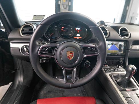 Certified 2025 Porsche 718 Cayman image 33