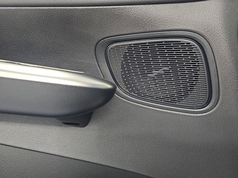 Certified 2025 Mercedes-Benz GLC 43 AMG 4MATIC image 28