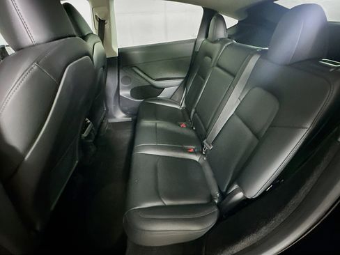 Used 2023 Tesla Model Y Long Range image 25