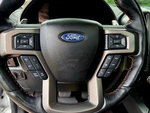 Used 2018 Ford F150 Raptor w/ Equipment Group 802A Luxury AWD/4WD image 21