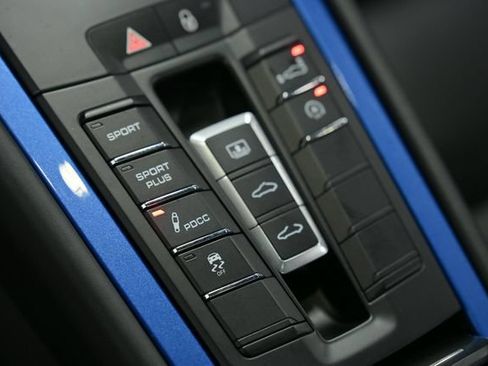 Used 2014 Porsche 911 Turbo S AWD/4WD image 47