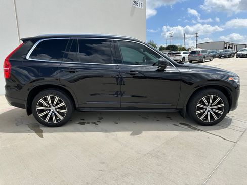 Used 2021 Volvo XC90 T5 Momentum FWD image 5