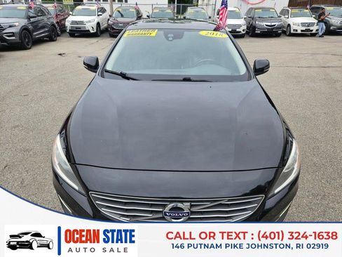 Used 2018 Volvo S60 T5 Inscription AWD/4WD image 9