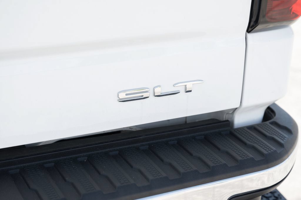 Used 2026 GMC Sierra 1500 SLT RWD image 14