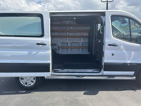 Used 2018 Ford Transit 250 130 Low Roof w/ Exterior Upgrade Package image 6