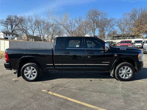 Used 2023 RAM 3500 Limited image 5