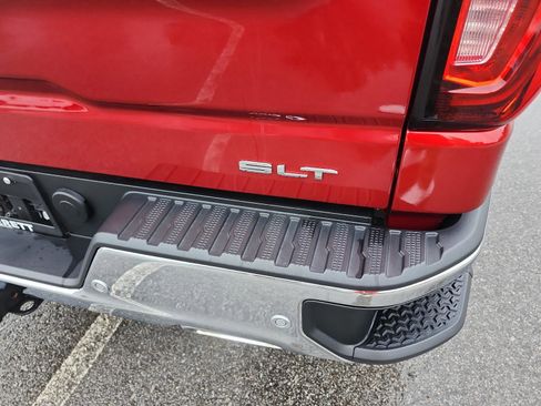 Certified 2024 GMC Sierra 1500 SLT w/ SLT Premium Plus Package image 4