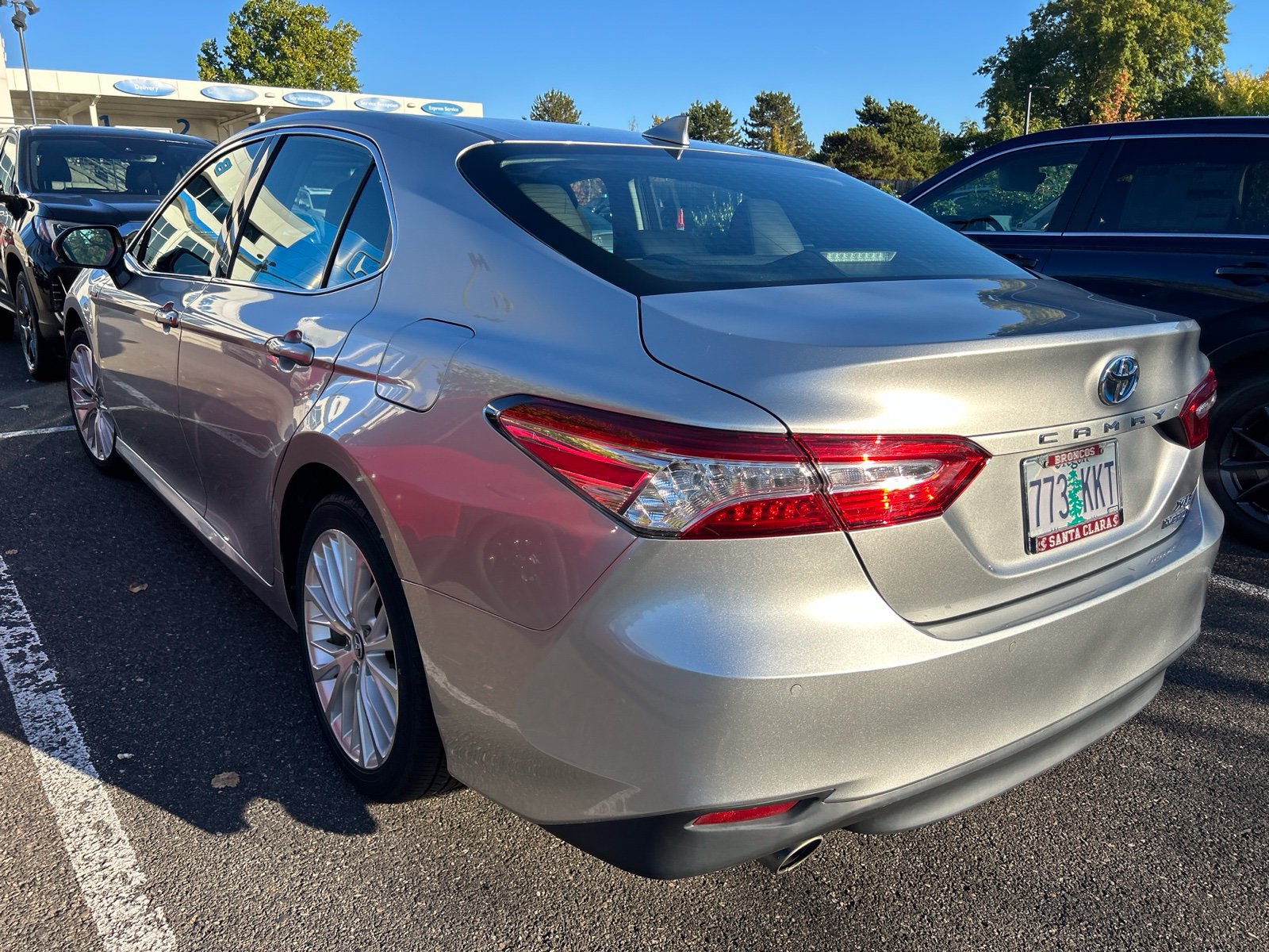 Used 2018 Toyota Camry XLE w/ Audio Package FWD image 5