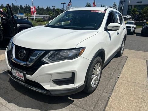 Used 2018 Nissan Rogue SV AWD/4WD image 3