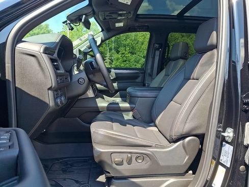 Used 2024 Chevrolet Tahoe RST w/ Luxury Package AWD/4WD image 13