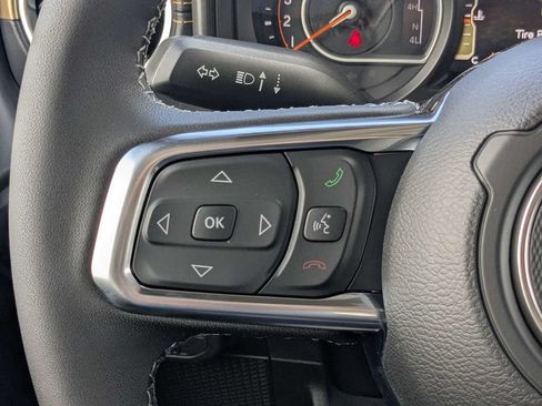 New 2026 Jeep Wrangler Unlimited Sahara AWD/4WD image 23
