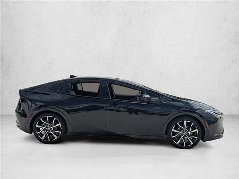 Used 2026 Toyota Prius Plug-In Hybrid w/ Limited Premium Package FWD image 4