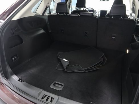 Certified 2024 Ford Edge SEL w/ Convenience Package image 16