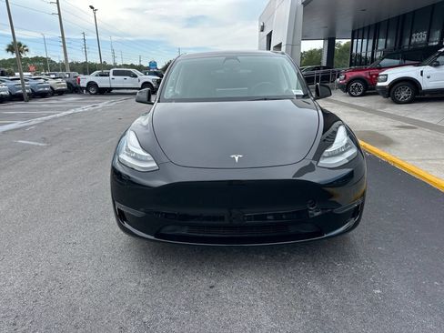 Used 2023 Tesla Model Y Long Range AWD/4WD image 10
