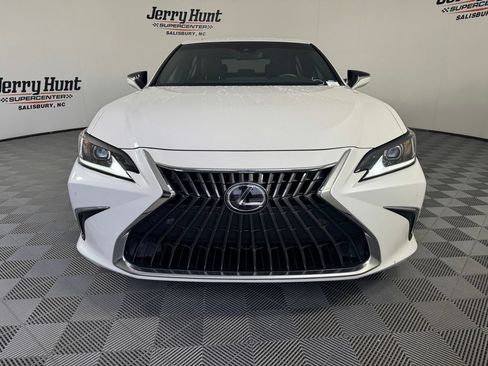 Used 2025 Lexus ES 350 w/ Premium Package FWD image 4