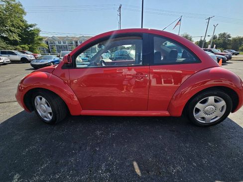 Used 1998 Volkswagen Beetle Coupe FWD image 9
