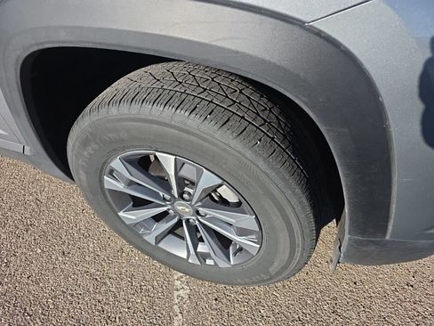 Certified 2025 Chevrolet Equinox LT w/ Convenience Package II image 5