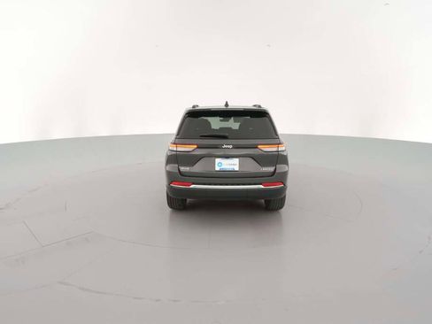 New 2025 Jeep Grand Cherokee Limited image 10