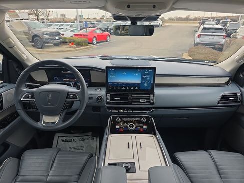 Used 2022 Lincoln Navigator Black Label image 20