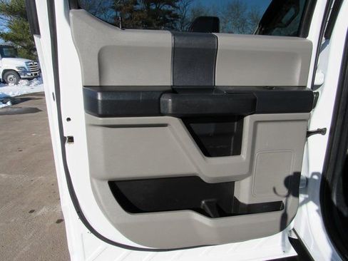 Used 2022 Ford F350 XL w/ Power Equipment Group image 24