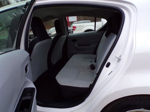 Used 2014 Toyota Prius C Four image 26