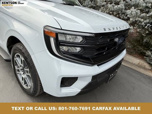 Used 2025 Ford Expedition Max Active AWD/4WD image 15