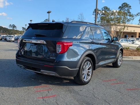 Certified 2023 Ford Explorer XLT w/ Equipment Group 202A image 5