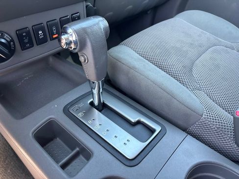 Used 2016 Nissan Frontier SV w/ SV Value Truck Package AWD/4WD image 27