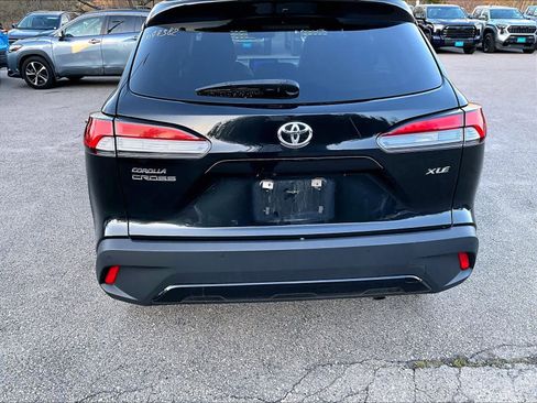 Certified 2024 Toyota Corolla Cross XLE FWD image 7