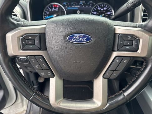 Used 2021 Ford F250 Platinum image 29
