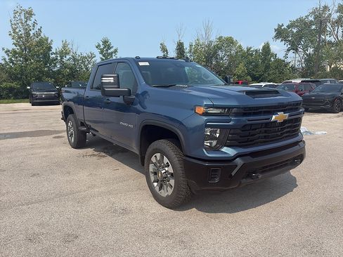 New 2026 Chevrolet Silverado 2500 Custom w/ Custom Convenience Package AWD/4WD image 7