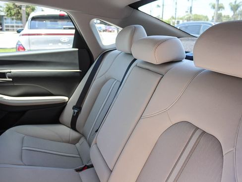Certified 2025 Hyundai Sonata SEL FWD image 24