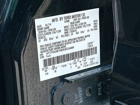 Used 2014 Ford F250 Platinum w/ Snow Plow Prep Package AWD/4WD image 27