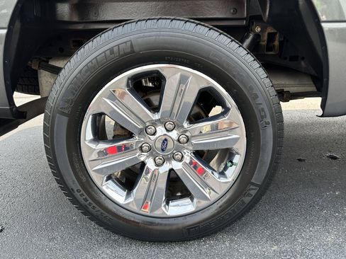 Used 2019 Ford F150 XLT w/ Equipment Group 302A Luxury AWD/4WD image 71
