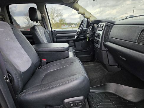 Used 2005 Dodge Ram 2500 Truck SLT image 17