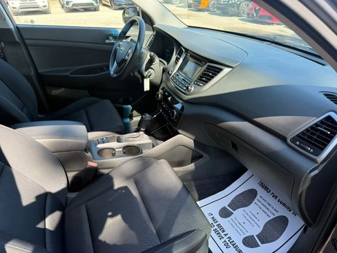 Used 2016 Hyundai Tucson SE FWD image 16