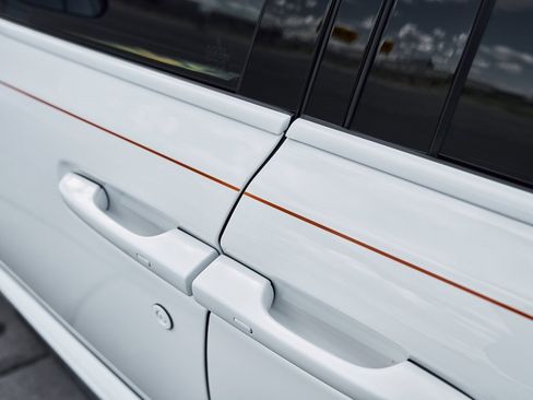 Used 2026 Rolls-Royce Cullinan image 16