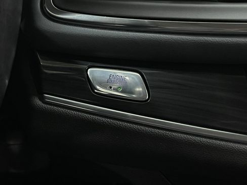 Used 2019 Buick Enclave Premium w/ Experience Buick Package image 23