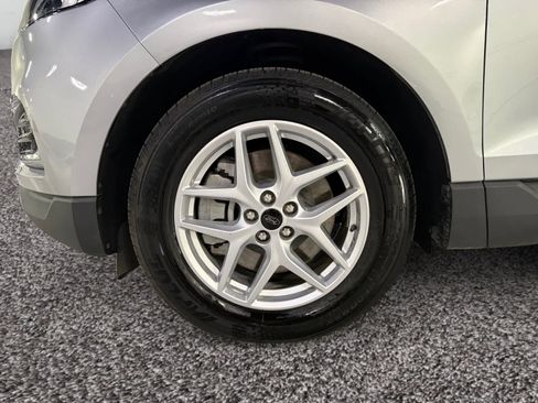 Used 2024 Ford Edge SEL image 18