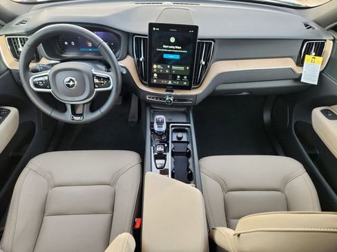 New 2026 Volvo XC60 B5 Plus w/ Climate Package image 11