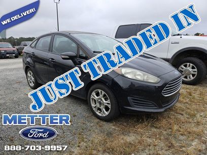 Used 2015 Ford Fiesta SE