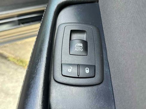 Used 2019 Dodge Challenger SXT AWD/4WD image 28