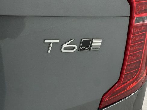 Used 2017 Volvo XC90 T6 Inscription w/ Vision Package image 41