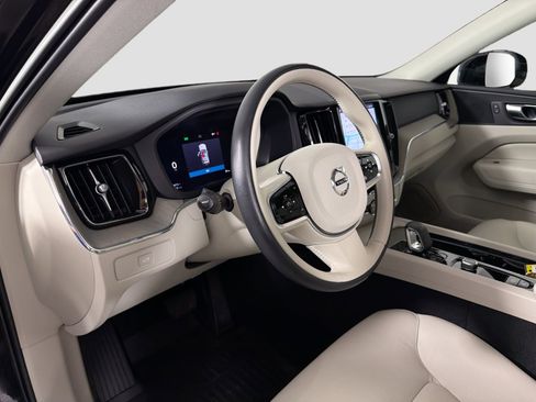 Certified 2023 Volvo XC60 B5 Plus w/ Climate Package image 10