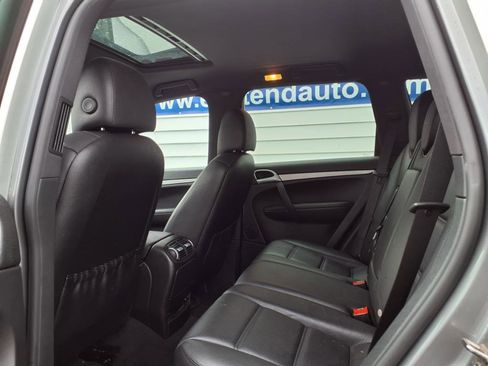 Used 2008 Porsche Cayenne image 10