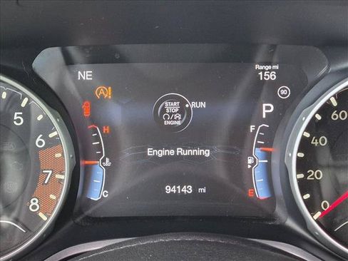 Used 2018 Jeep Compass Latitude w/ Popular Equipment Group AWD/4WD image 11