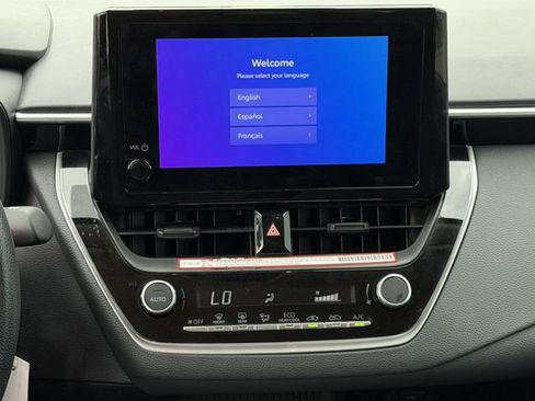 Certified 2025 Toyota Corolla LE image 17