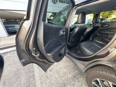 Used 2021 Jeep Compass Trailhawk AWD/4WD image 29