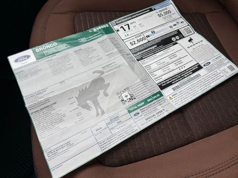 Used 2023 Ford Bronco Outer Banks w/ Sasquatch Package image 24