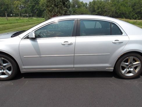 Used 2010 Chevrolet Malibu LT w/ Power Convenience Package FWD image 26